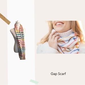 Gap Multicolored cashoft yarn scarf brand new never been worn